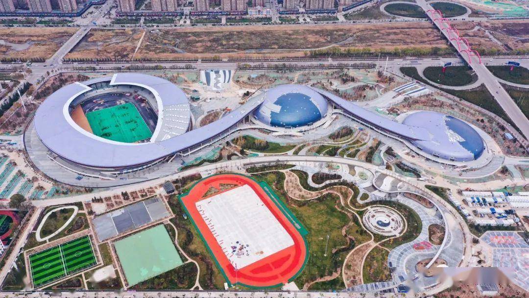 资讯甘肃平凉市体育运动公园复合型塑胶跑道